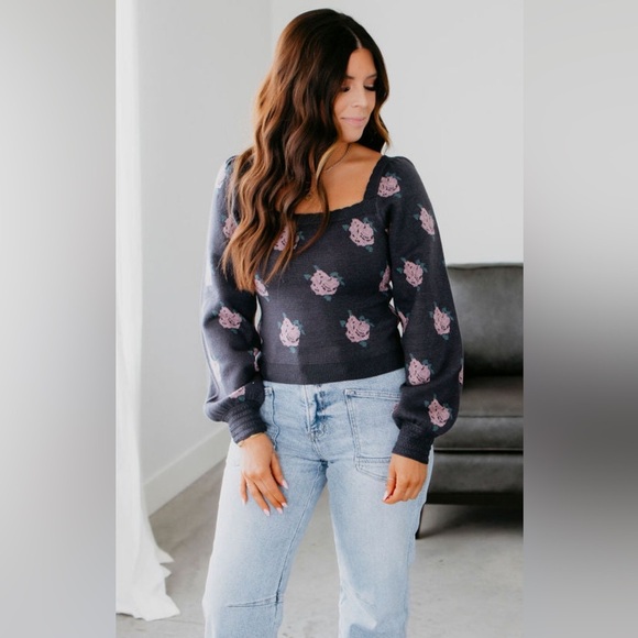 Hem & Thread Sweaters - Hem & Thread Square Neck Floral Sweater Long Sleeve Charcoal Womens Size M